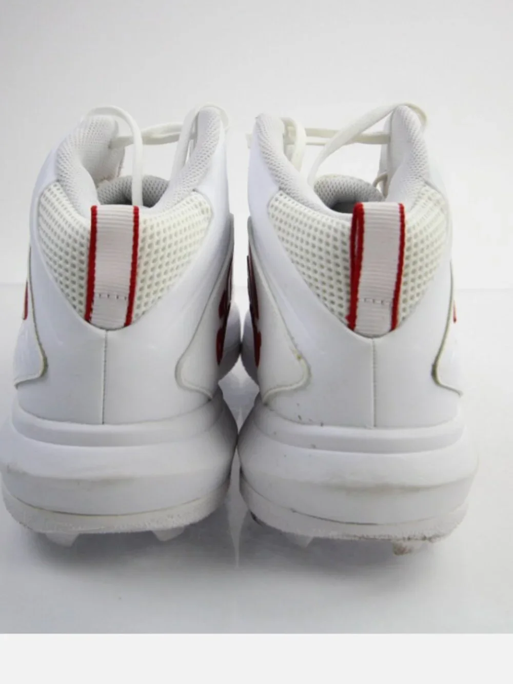 Mens Like New Adidas Nasty football cleats. Sizev12
